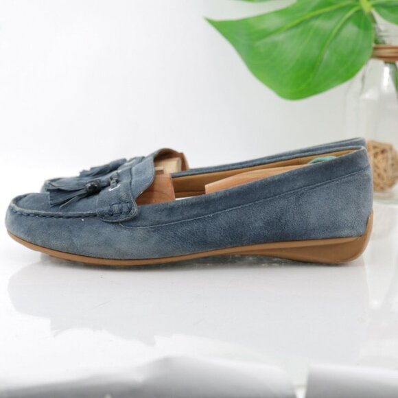 GH Bass Womens Bonnie Flat Size 9.5 Blue Suede Moccasin Moc Toe Tasseled Shoe - Picture 6 of 11